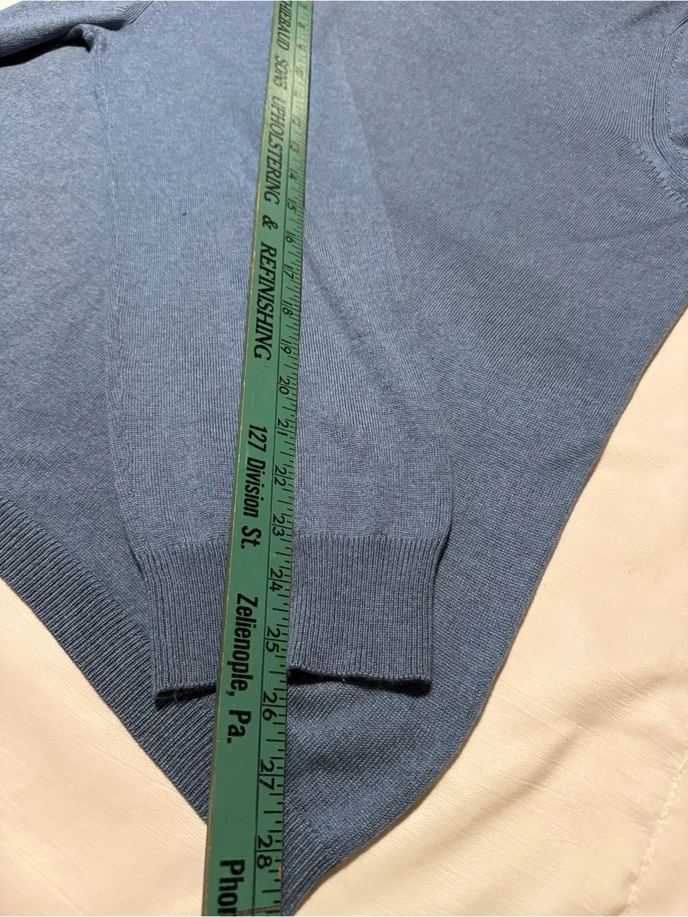 Banana Republic Men's XL Silk Cashmere Blue V-Neck Sweater